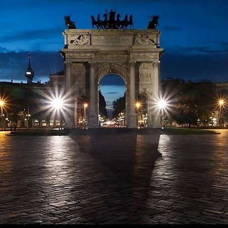 Appartement Arco Della Pace Corso Sempione 12 à Milan Extérieur photo
